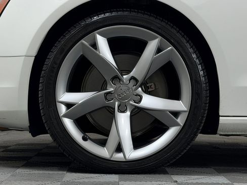 Used 2011 Audi A5 2.0T Premium Plus image 12