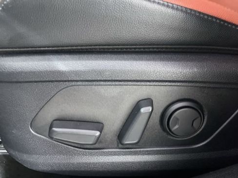 Used 2024 Kia Sportage SX image 35