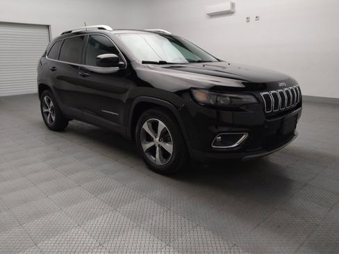 Used 2020 Jeep Cherokee Limited AWD/4WD image 13
