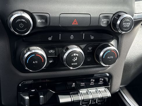 Used 2019 RAM 1500 Big Horn image 20