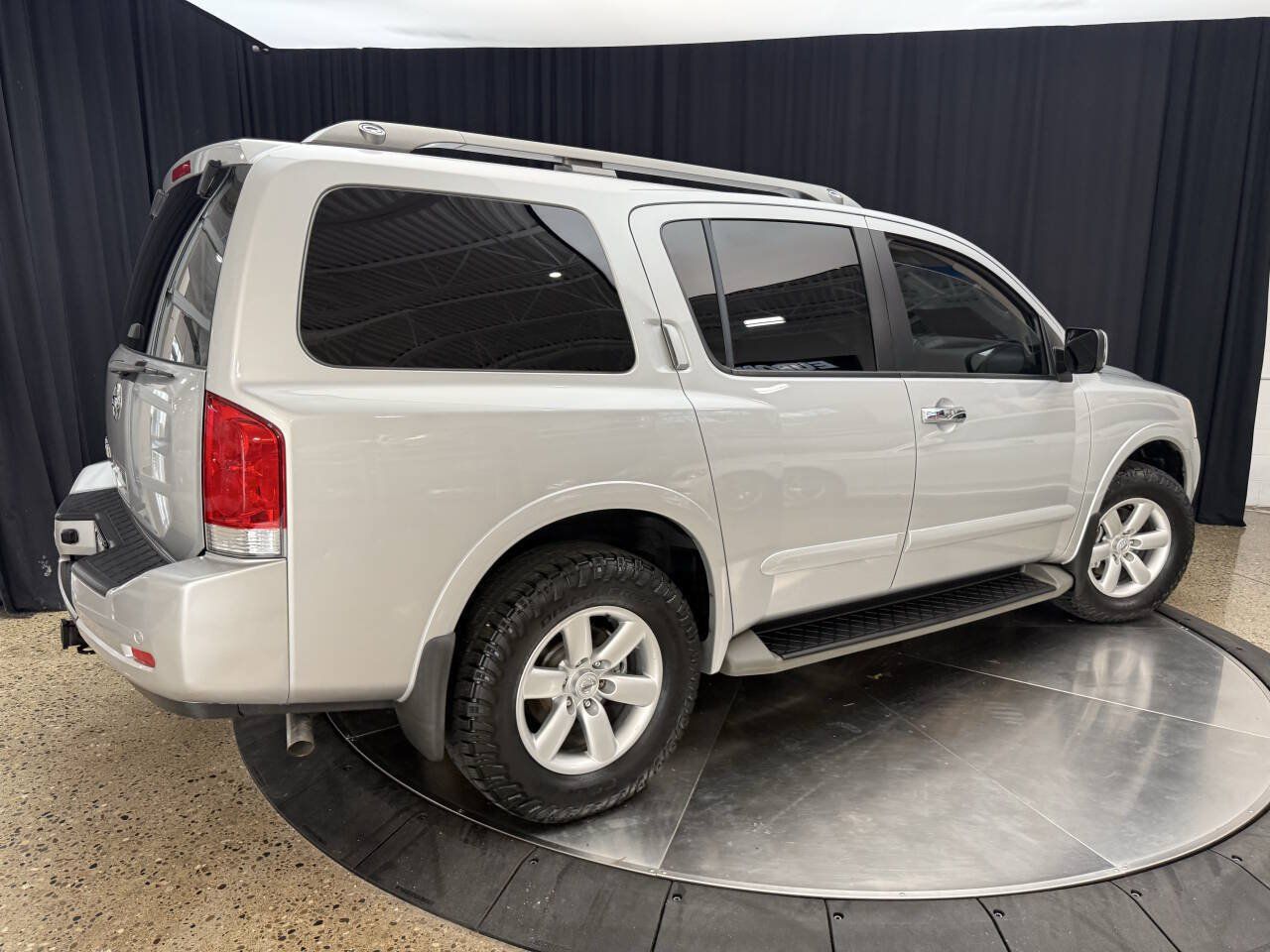 Used 2012 Nissan Armada SV AWD/4WD image 10
