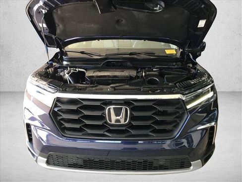 Certified 2024 Honda Pilot EX-L image 18