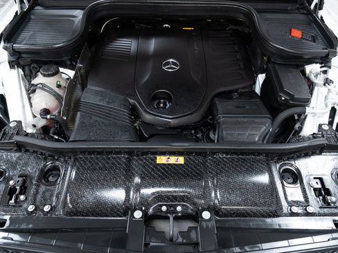 Used 2024 Mercedes-Benz GLE 450 4MATIC image 9