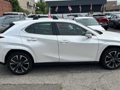 Used 2023 Lexus UX 250h FWD w/ Accessory Package (Z2) image 4