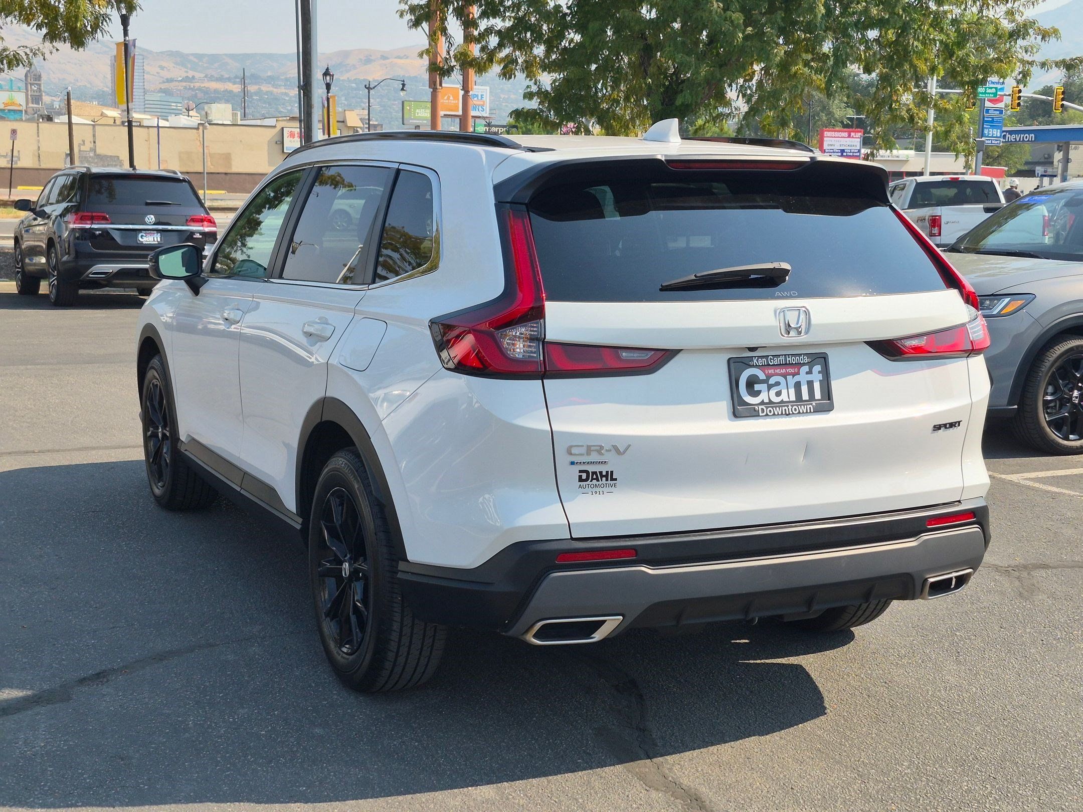 Used 2025 Honda CR-V Sport image 8