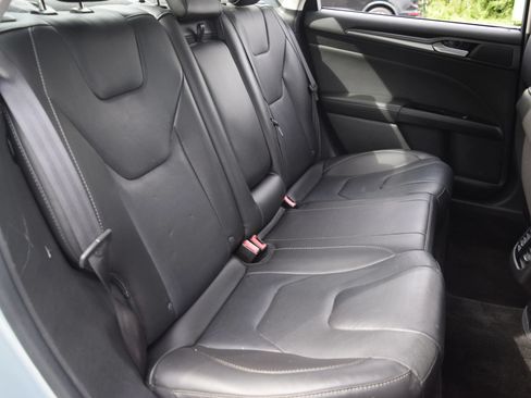 Used 2013 Ford Fusion Titanium w/ Titanium Driver Assist Pkg FWD image 7