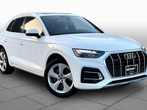 Used 2021 Audi Q5 2.0T Premium Plus w/ Premium Plus Package AWD/4WD image 3