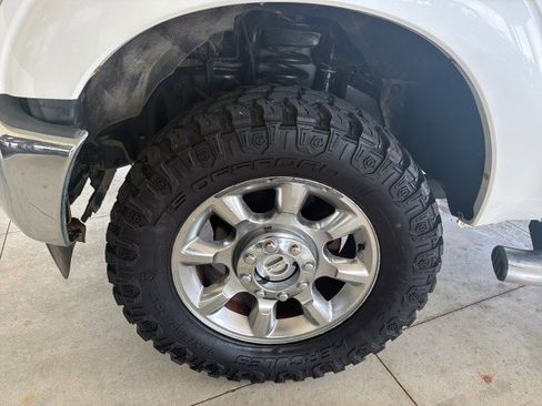 Used 2011 Ford F250 Lariat w/ Lariat Ultimate Pkg AWD/4WD image 27