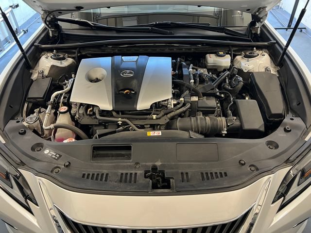 Used 2021 Lexus ES 300h w/ Accessory Package FWD image 45