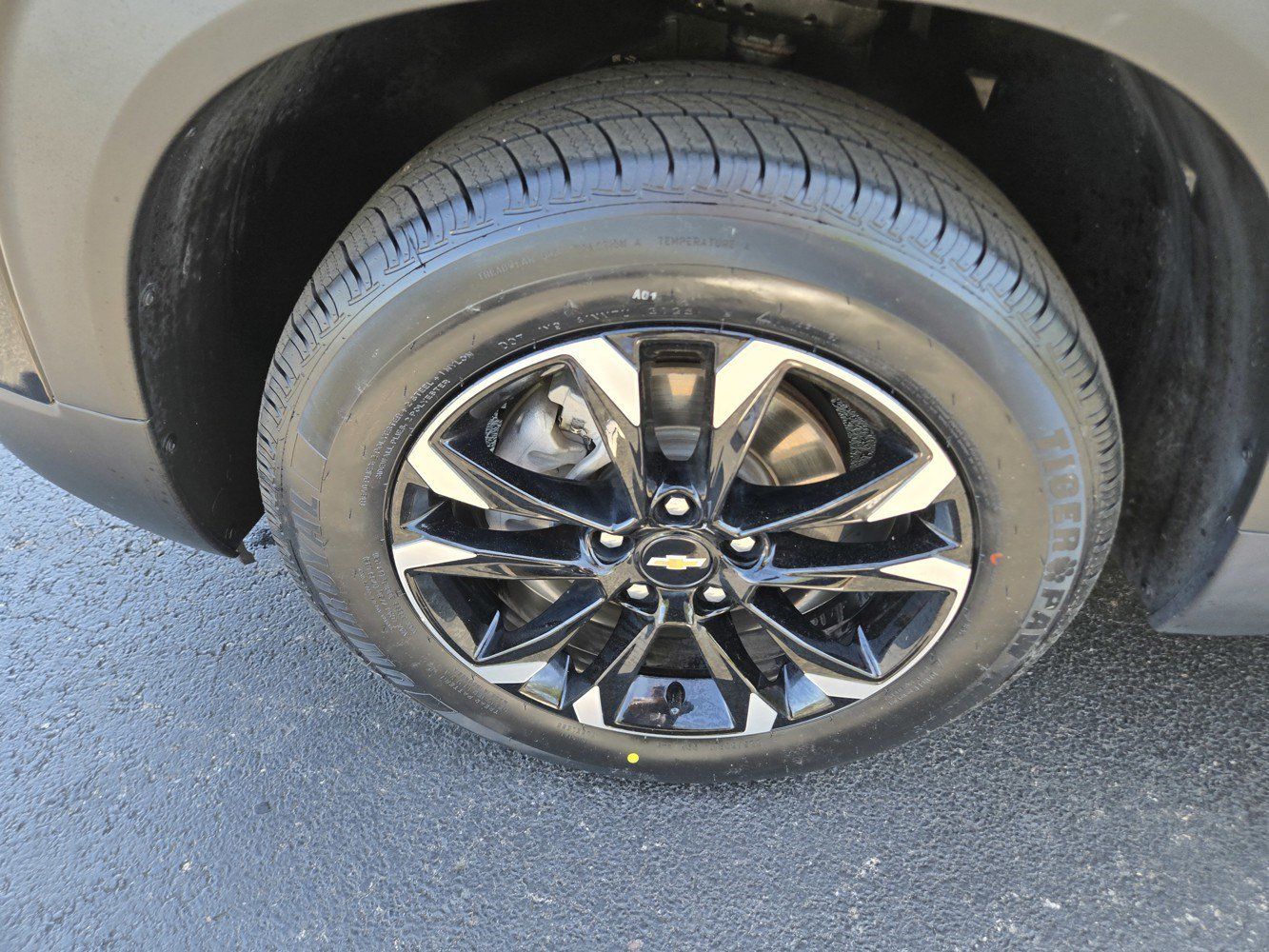 Certified 2023 Chevrolet TrailBlazer LT w/ Convenience Package AWD/4WD image 42