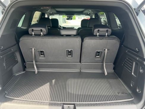 New 2026 GMC Acadia Elevation w/ Elevation Premium Package FWD image 16