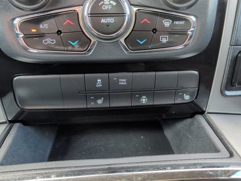 Used 2017 RAM 1500 Sport w/ Ignition Orange Sport Package AWD/4WD image 19