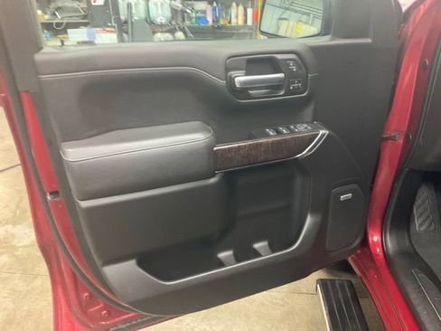 Used 2019 GMC Sierra 1500 Denali w/ Denali Ultimate Package image 9