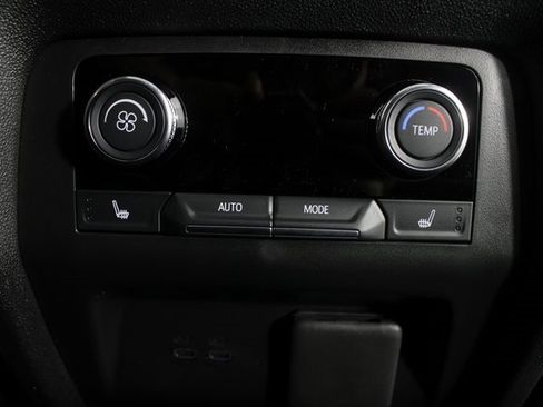 New 2026 Buick Enclave Avenir w/ Super Cruise Package image 22