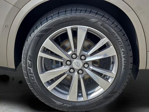 Used 2022 Cadillac XT6 Premium Luxury w/ Technology Package image 8