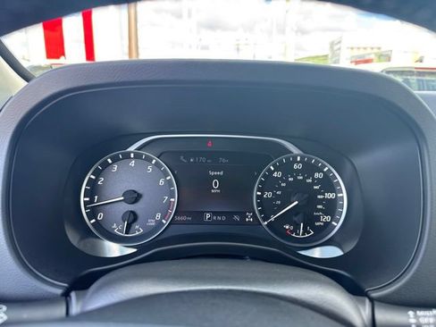 Certified 2025 Nissan Frontier SV w/ SV Convenience Package AWD/4WD image 27
