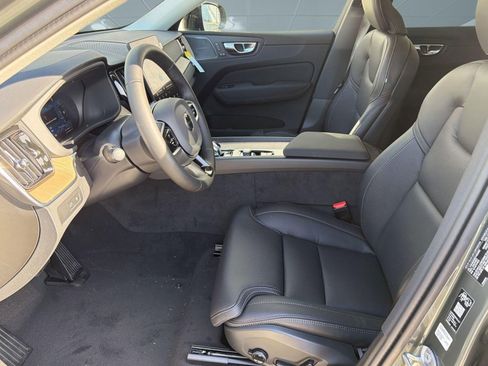New 2026 Volvo XC60 T8 Ultra w/ Climate Package AWD/4WD image 5