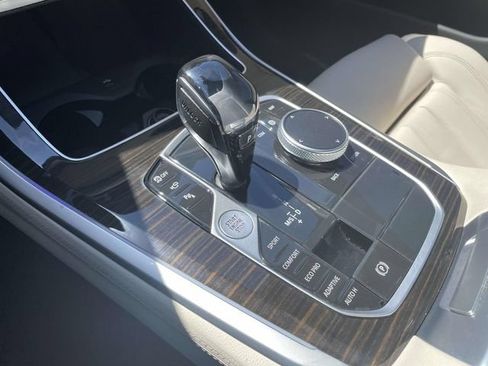 Used 2021 BMW X5 sDrive40i w/ Premium Package RWD image 35