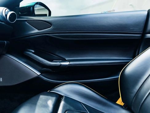 Used 2020 Ford Mustang Shelby GT500 w/ Technology Package image 54