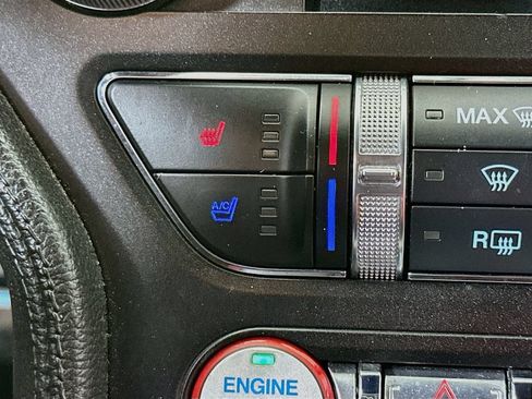 Used 2016 Ford Mustang GT Premium w/ GT Performance Package RWD image 23