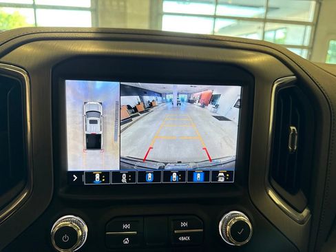 Used 2020 GMC Sierra 1500 Denali w/ Denali Ultimate Package AWD/4WD image 39