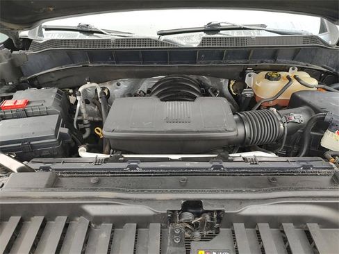 Used 2019 Chevrolet Silverado 1500 LTZ image 32