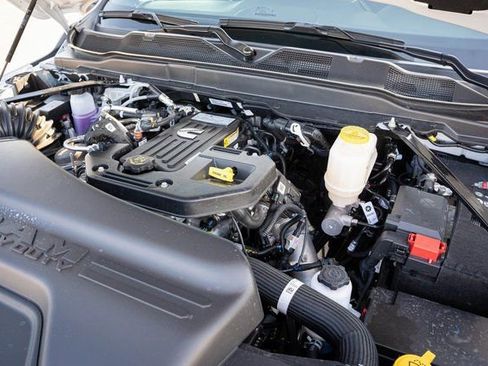 New 2025 RAM 5500 Tradesman image 33