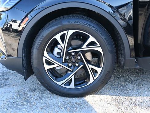 Used 2025 Lincoln Nautilus Premier image 26