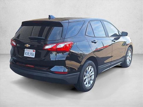Used 2020 Chevrolet Equinox LS image 5