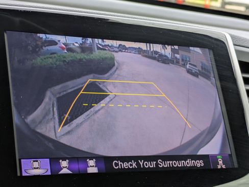 Used 2018 Honda Pilot Elite image 30