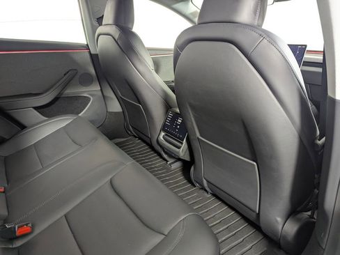 Used 2024 Tesla Model 3 Standard Range image 32