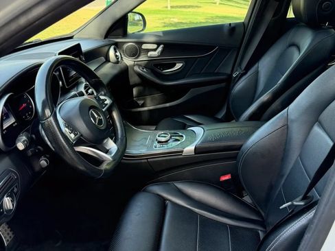 Used 2017 Mercedes-Benz C 300 Sedan w/ Sport Package image 10