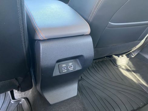 Certified 2024 Subaru Crosstrek 2.5i Limited w/ Crosstrek Mirror Package AWD/4WD image 33
