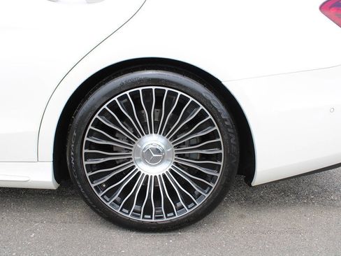 Used 2018 Mercedes-Benz S 560 4MATIC Sedan image 49