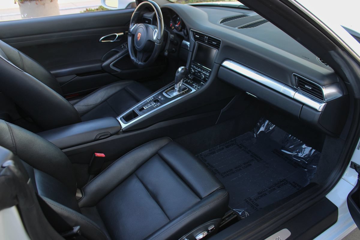 Used 2016 Porsche 911 Carrera image 16