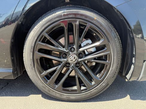 Used 2025 Toyota Camry SE FWD image 31