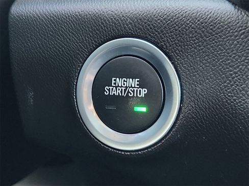 Used 2024 GMC Terrain Denali w/ Denali Premium Package image 18