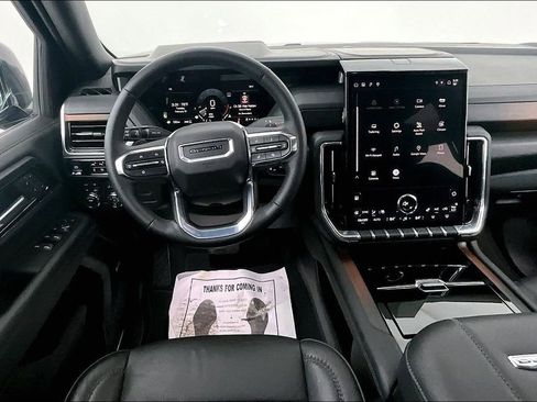 Used 2025 GMC Yukon Denali image 8
