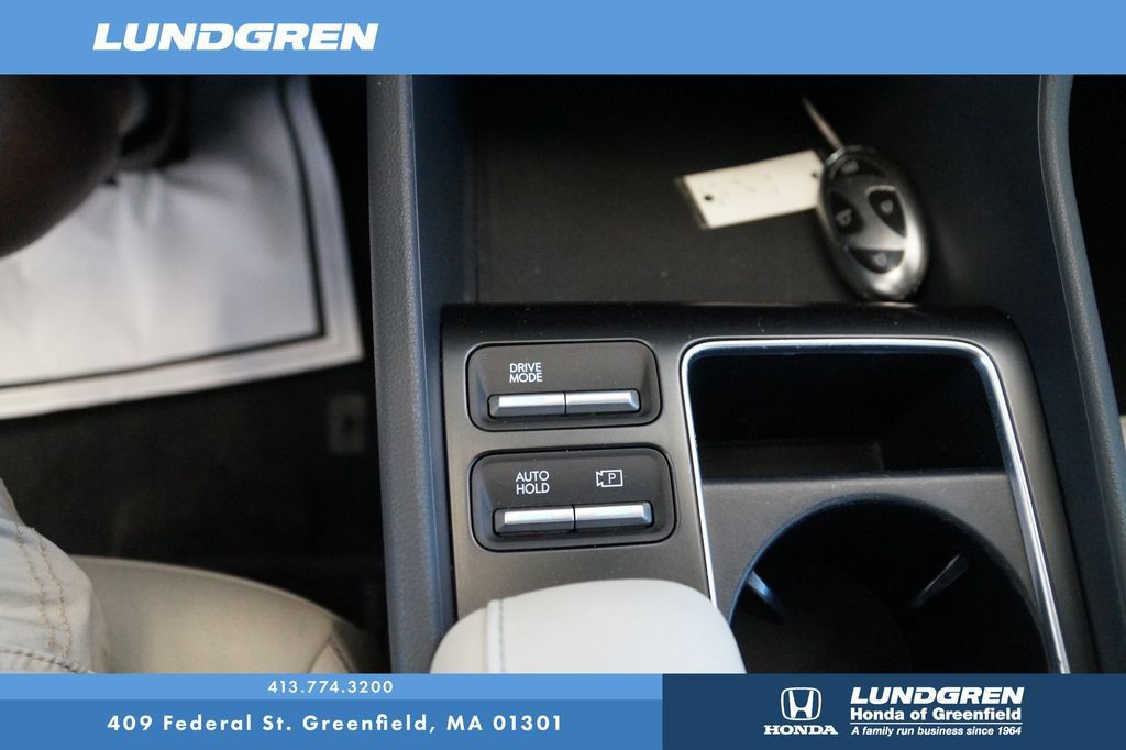 Used 2025 Hyundai Sonata SEL FWD image 26