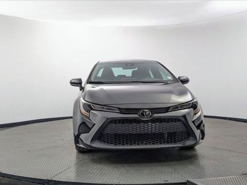 Used 2022 Toyota Corolla LE FWD image 12