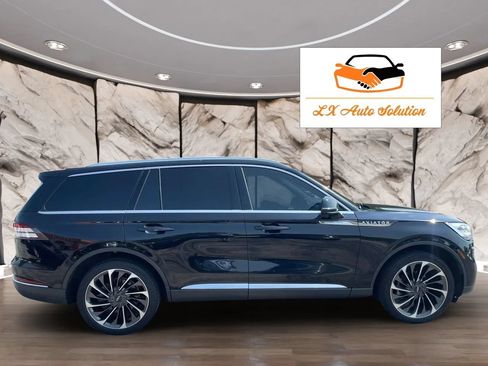 Used 2020 Lincoln Aviator Reserve w/ Equipment Group 202A AWD/4WD image 3