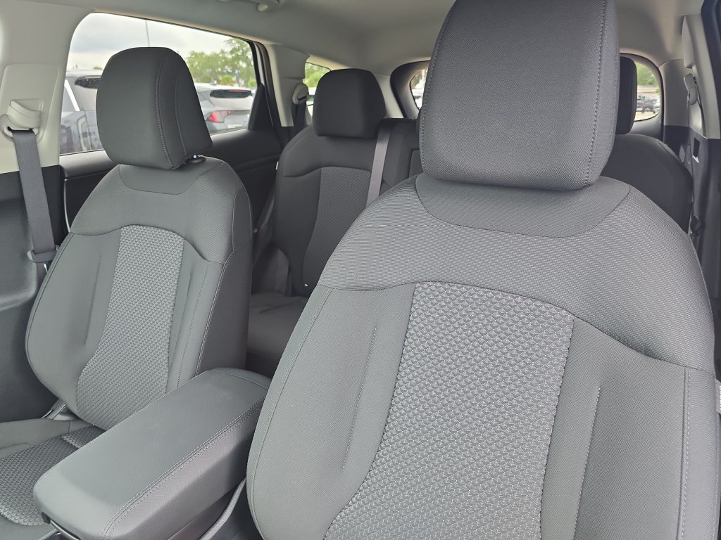 New 2027 Kia Sportage LX FWD image 21