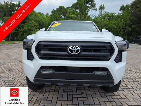 Certified 2025 Toyota Tacoma SR5 AWD/4WD image 2