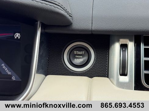 Used 2020 Land Rover Range Rover HSE image 27