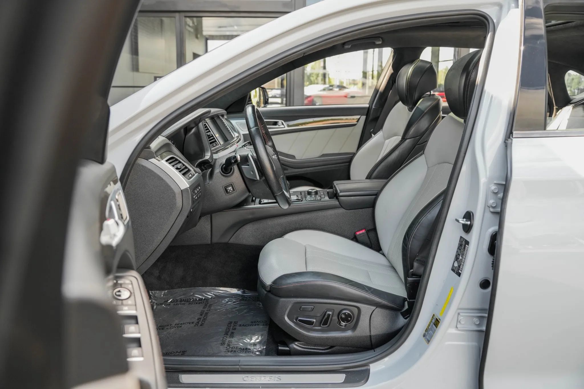 Used 2018 Genesis G80 3.3T Sport AWD/4WD image 12