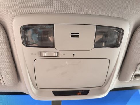 Used 2015 Subaru Outback 2.5i Premium image 21