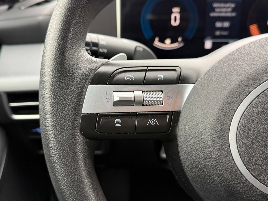 Used 2025 Hyundai Sonata SEL FWD image 35