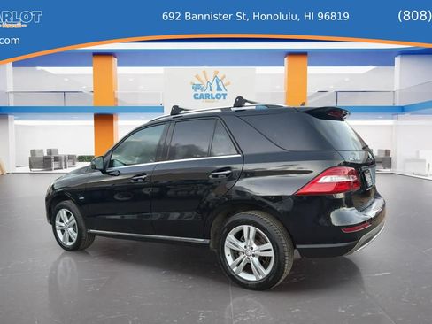 Used 2012 Mercedes-Benz ML 350 BlueTEC 4MATIC image 5