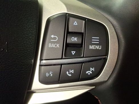 Used 2025 Ford Explorer Active w/ Active Comfort Package AWD/4WD image 21