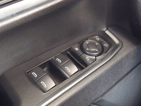 Used 2025 GMC Sierra 1500 SLT AWD/4WD image 22